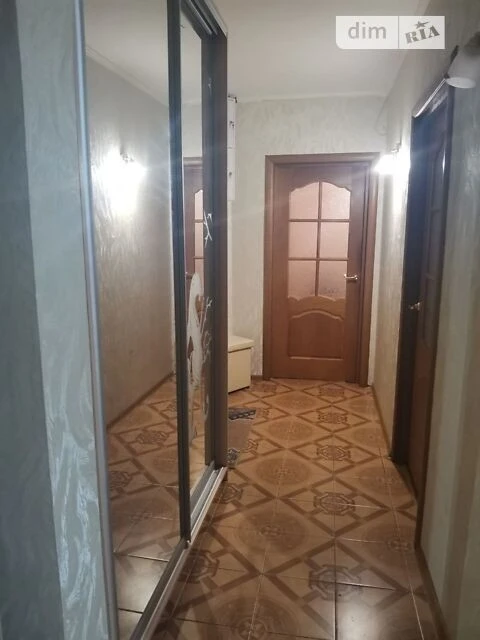 Sale of 2-room apartment 54 sq. m. on Mykola Zakrevskoho St. 53 •
