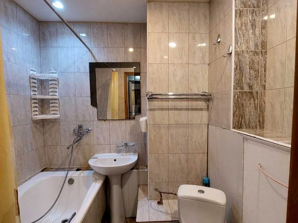 Apartment. Fedora Ernst Street, Sevastopol Square, Turkeytown.