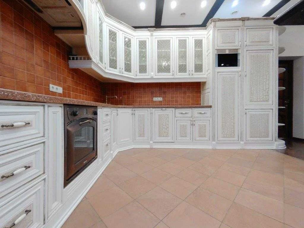 Аренда 3-комнатной квартиры 135 м², Саксаганского ул., 121
