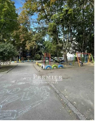 Приморський район / 5-та станція Фонтану! 3-кімнатна квартира 61 м² з газовим опаленням