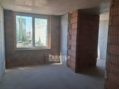 Продается просторная 3-комнатная квартира площадью 73 м² на ул.