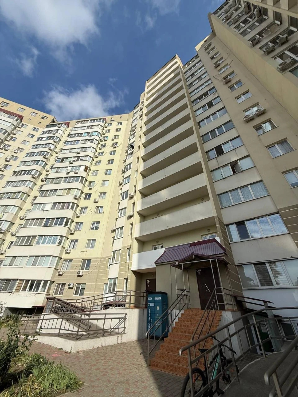 Продаж великої двокімнатній квартири з РЕМОНТОМ! 9
