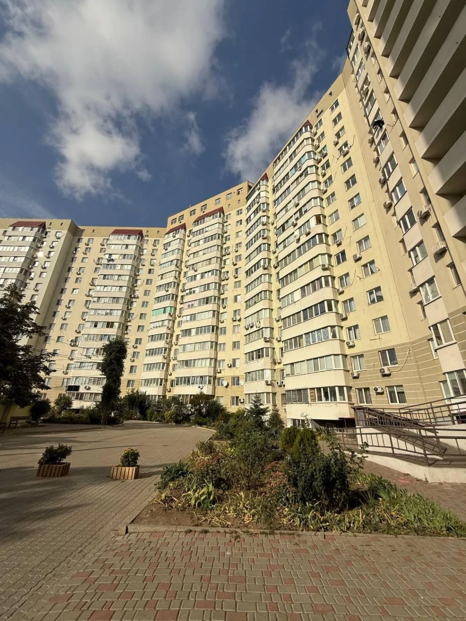 Продаж великої двокімнатній квартири з РЕМОНТОМ! 9