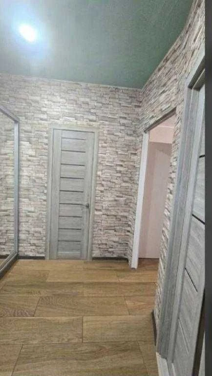 One-bedroom apartment in a new building, renovated