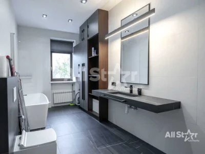 Apartment. Kyiv, Yaroslaviv Val Street