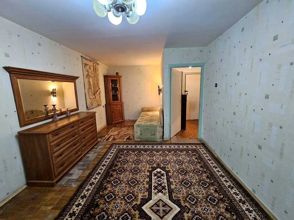 Apartment. Kazarmenna St, Kyiv
