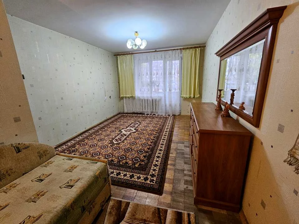 Apartment. Kazarmenna St, Kyiv