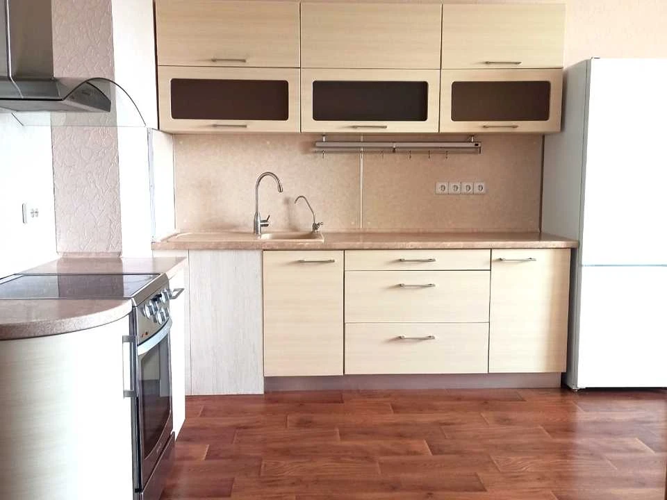 Квартира. Київ, Миколи Вінграновського вул.