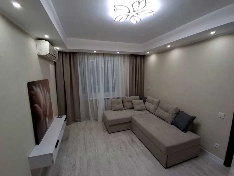 Apartment. Degtyarivska St., Kyiv