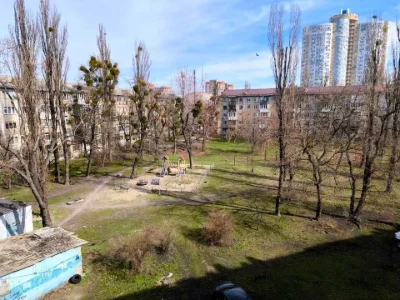 Квартира. Киев, улица Бульдо́не́рских.