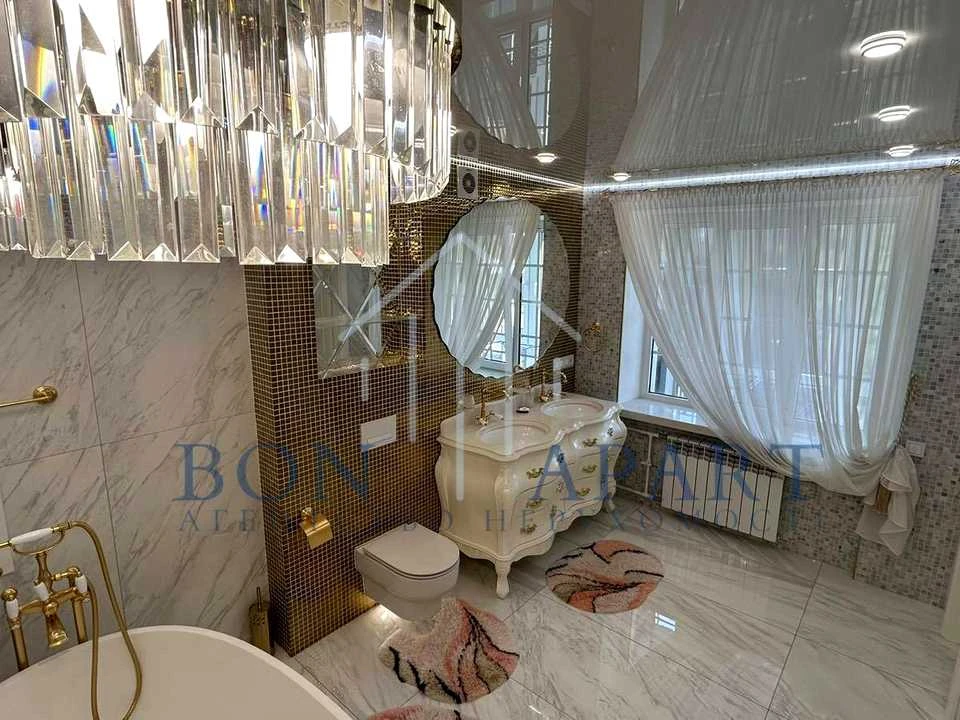 Apartment. Kyiv, Lower Val Street