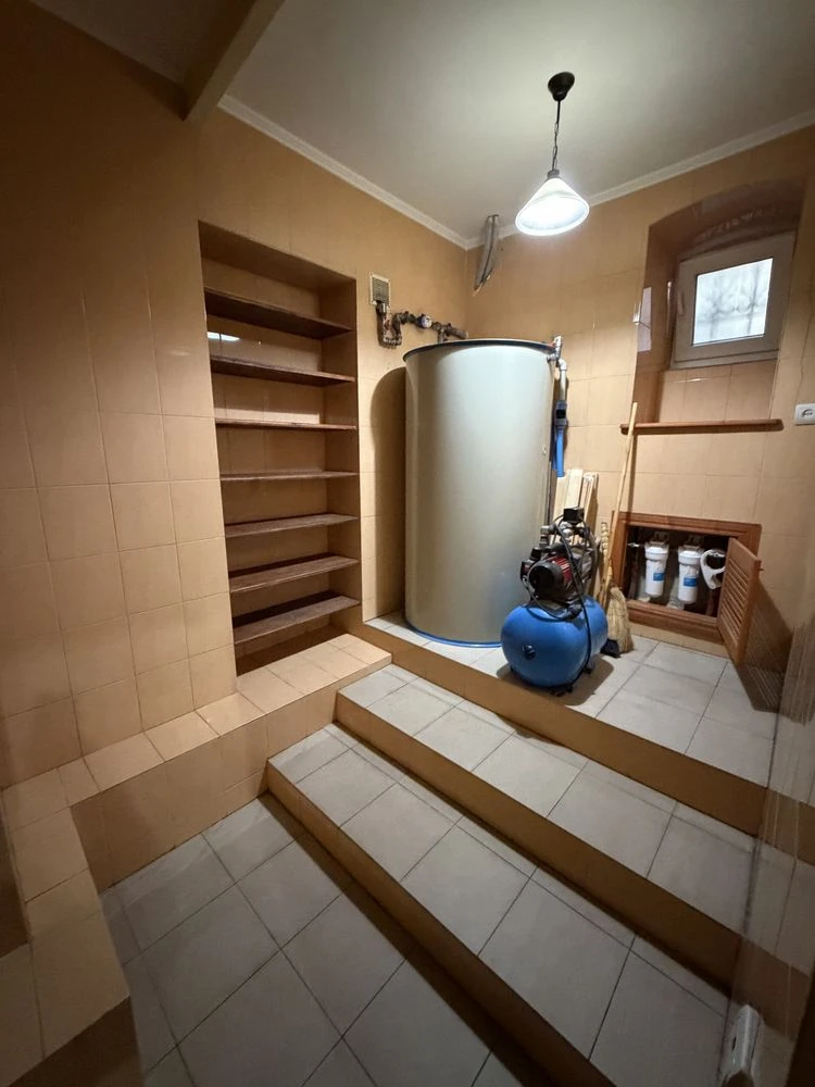 4-room apartment for sale in an Austrian house on Rappoport Street
