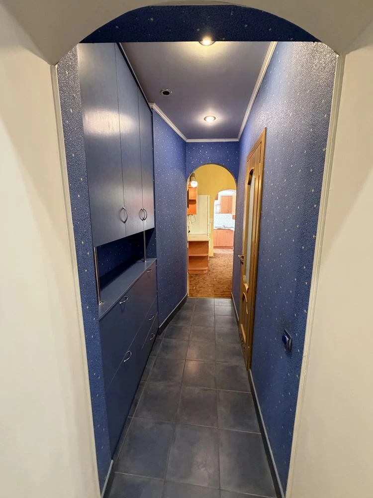 4-room apartment for sale in an Austrian house on Rappoport Street