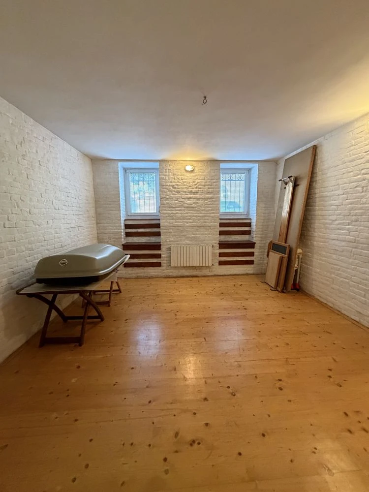 4-room apartment for sale in an Austrian house on Rappoport Street