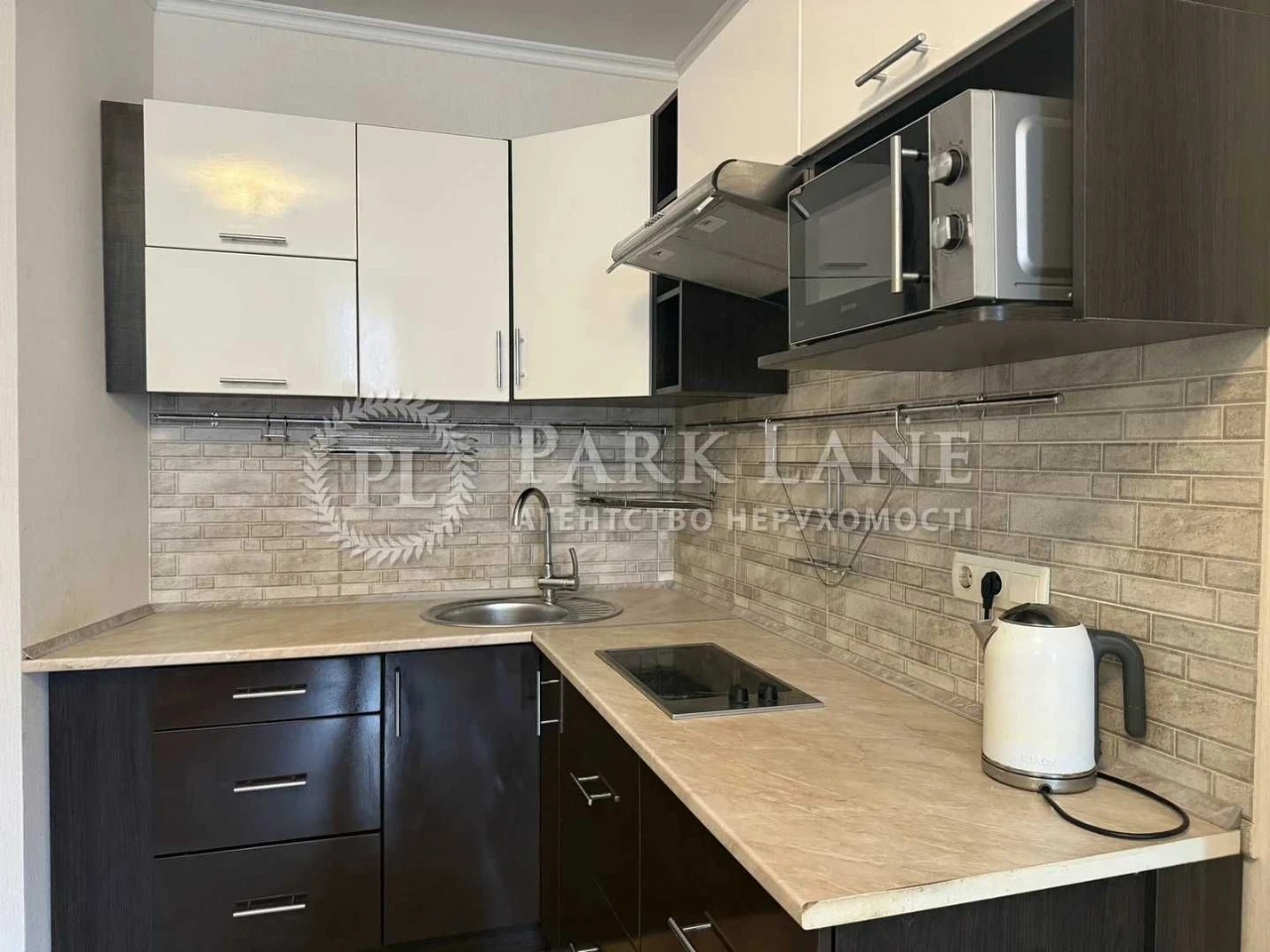 Sale of 1-room apartment, Glushkova Akademika Prospect, 9b, Holosiiv