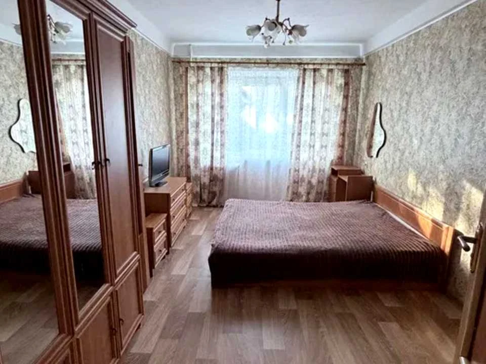 Квартира. Київ, Івана Виговського вул.