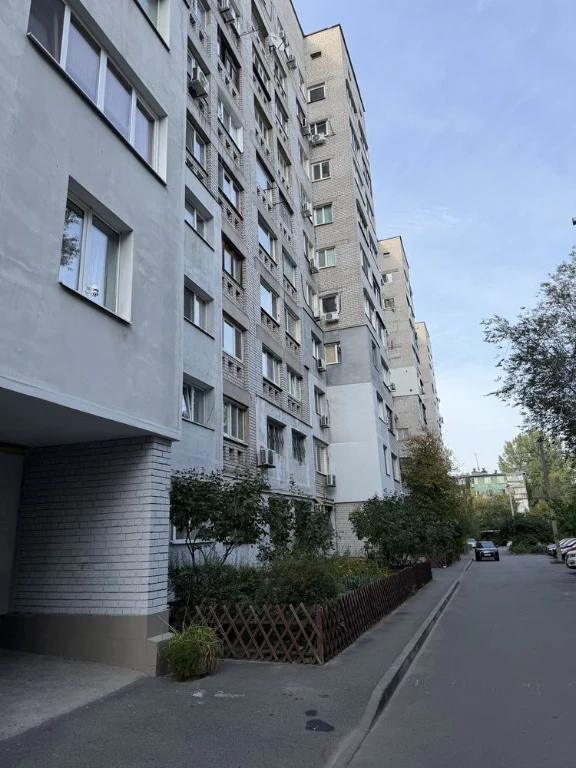 Sale of a 4-room apartment, Kosora, P. Kalnishevsky