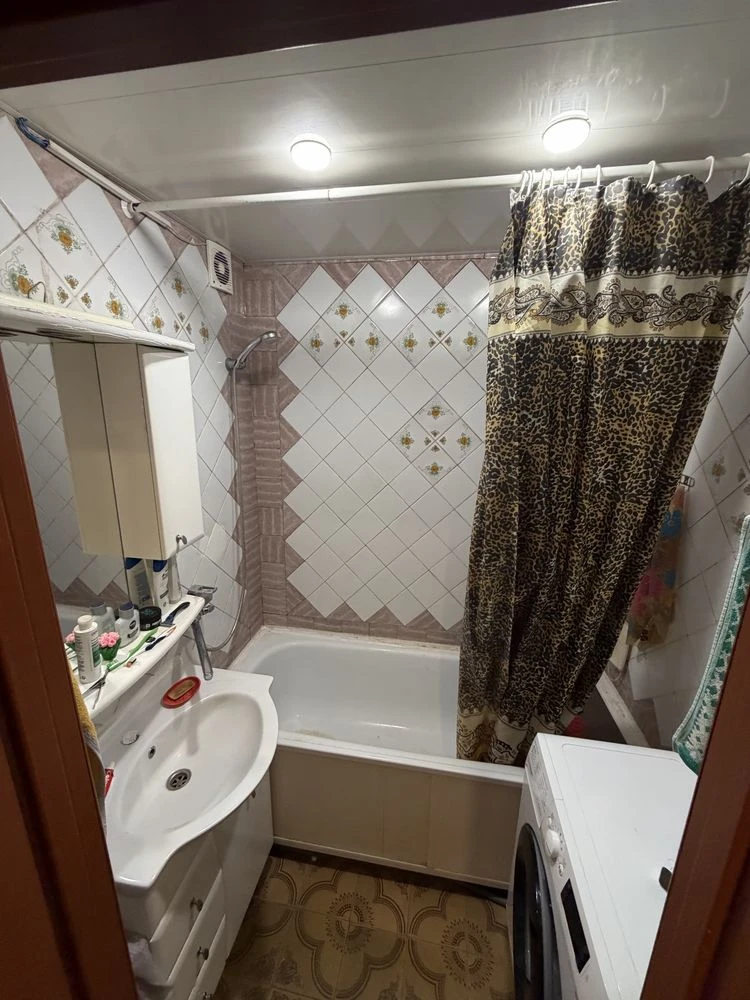 Sale of a 4-room apartment, Kosora, P. Kalnishevsky