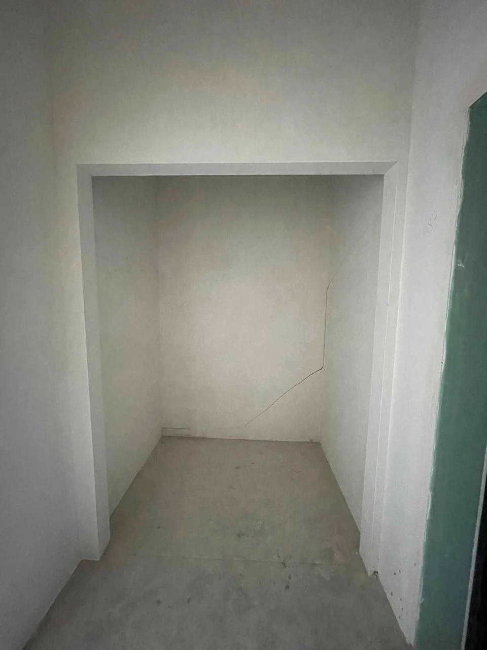 Studio with minimum initial payment near the sea