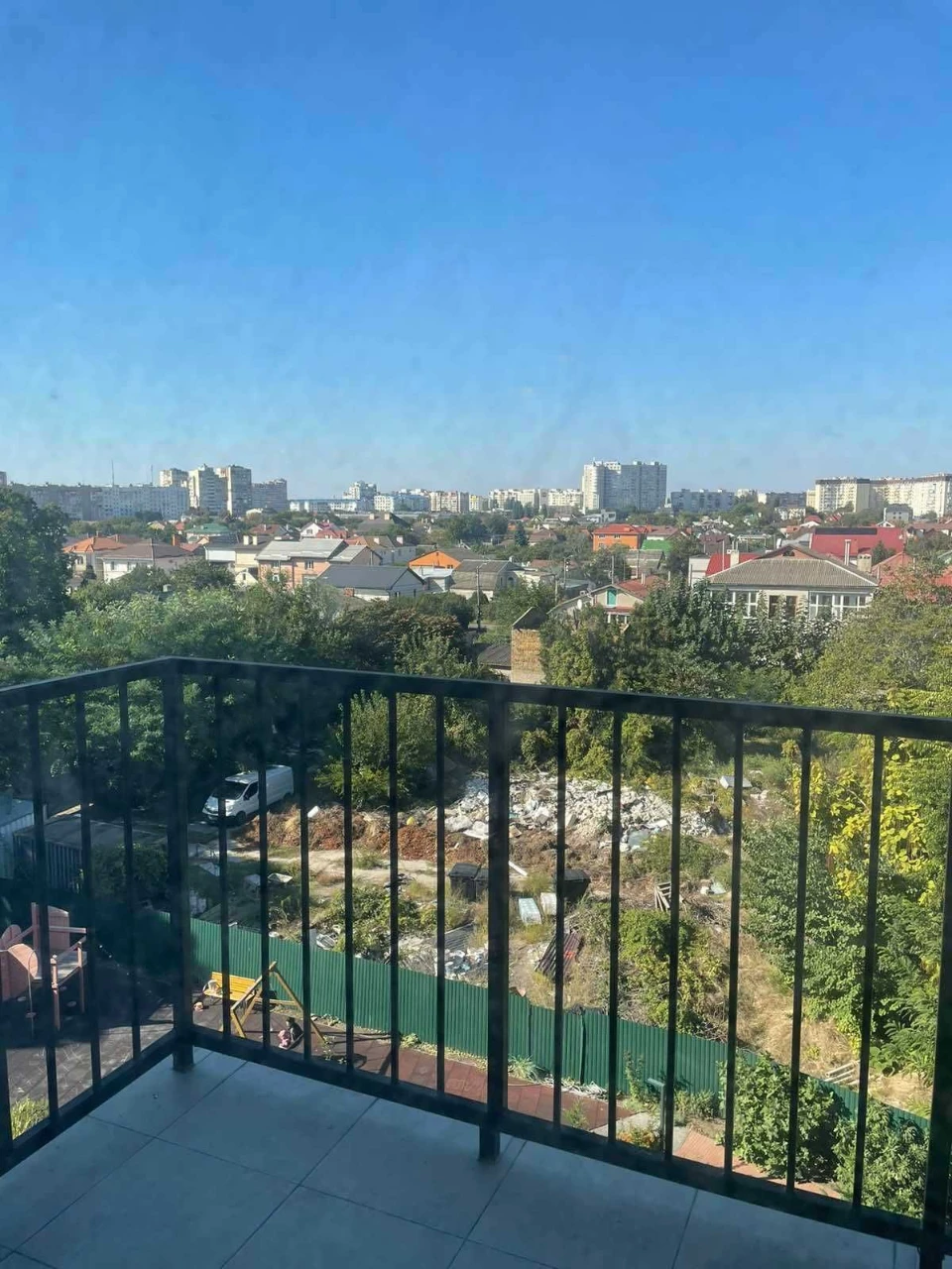 Studio with minimum initial payment near the sea