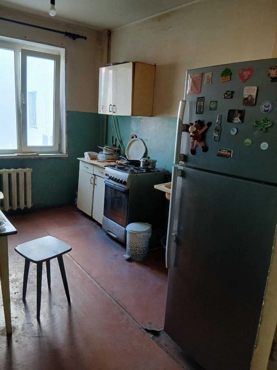 For Sale 3-Room Apartment on Akademik Zabolotnogo Street / Family