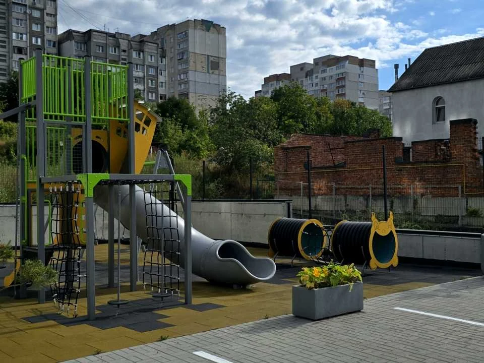 Apartment. Hmelnitsky, Podhirna st.