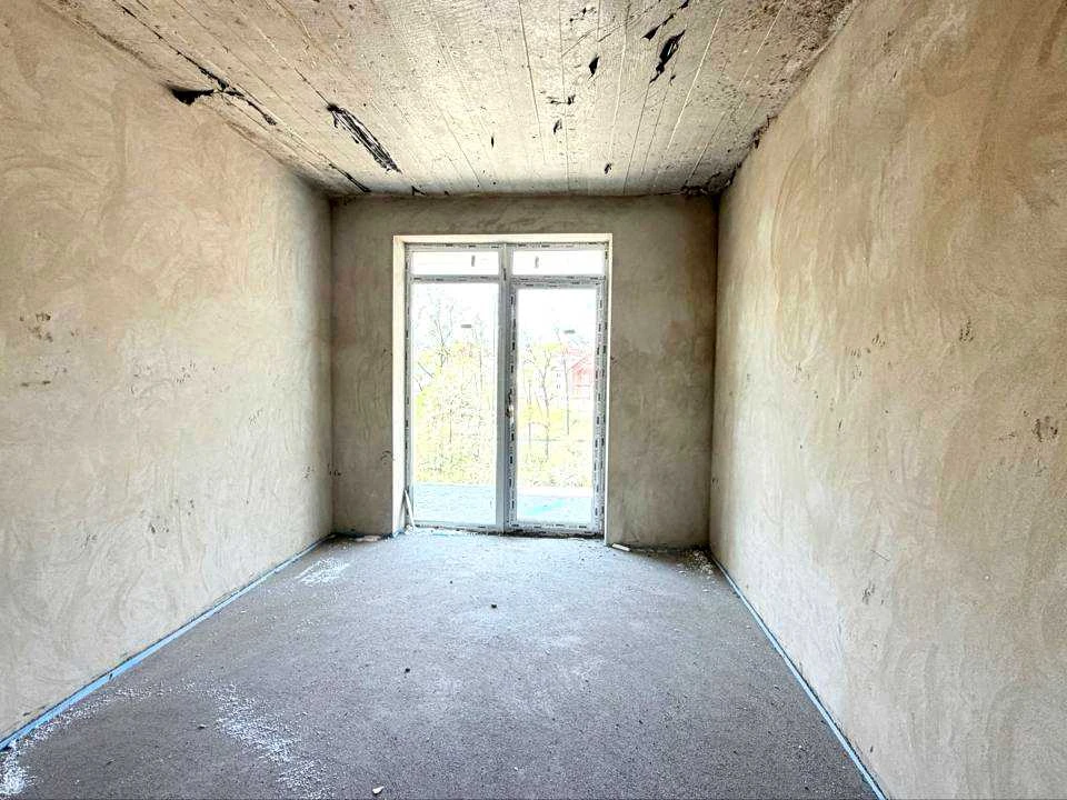 Apartment. Chernivtsi, Hlynna Street