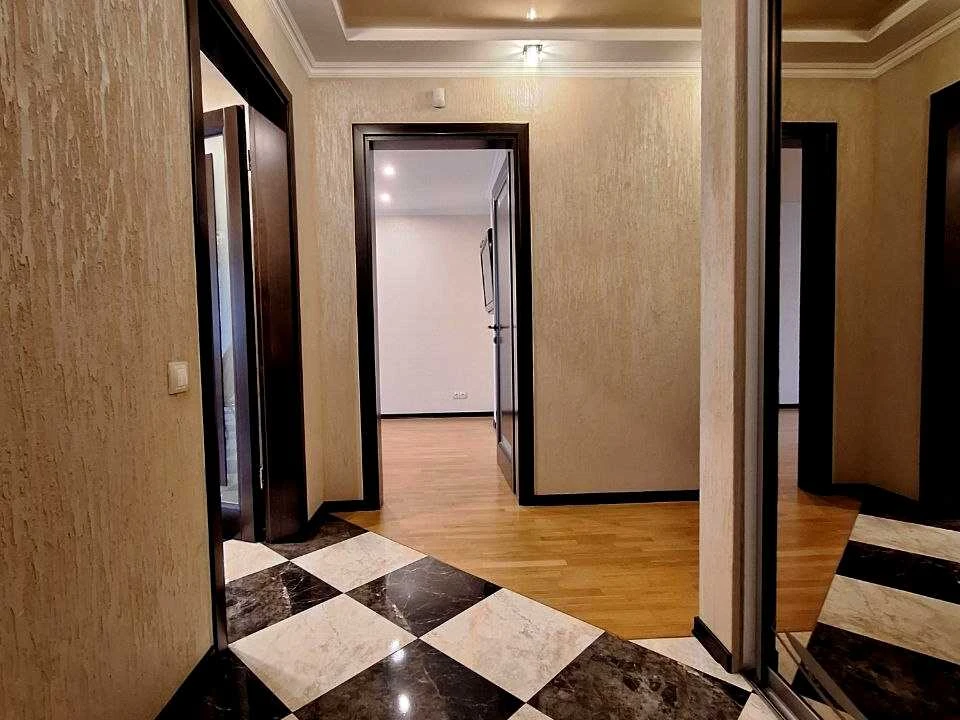 Квартира. Львів, Наукова вулиця