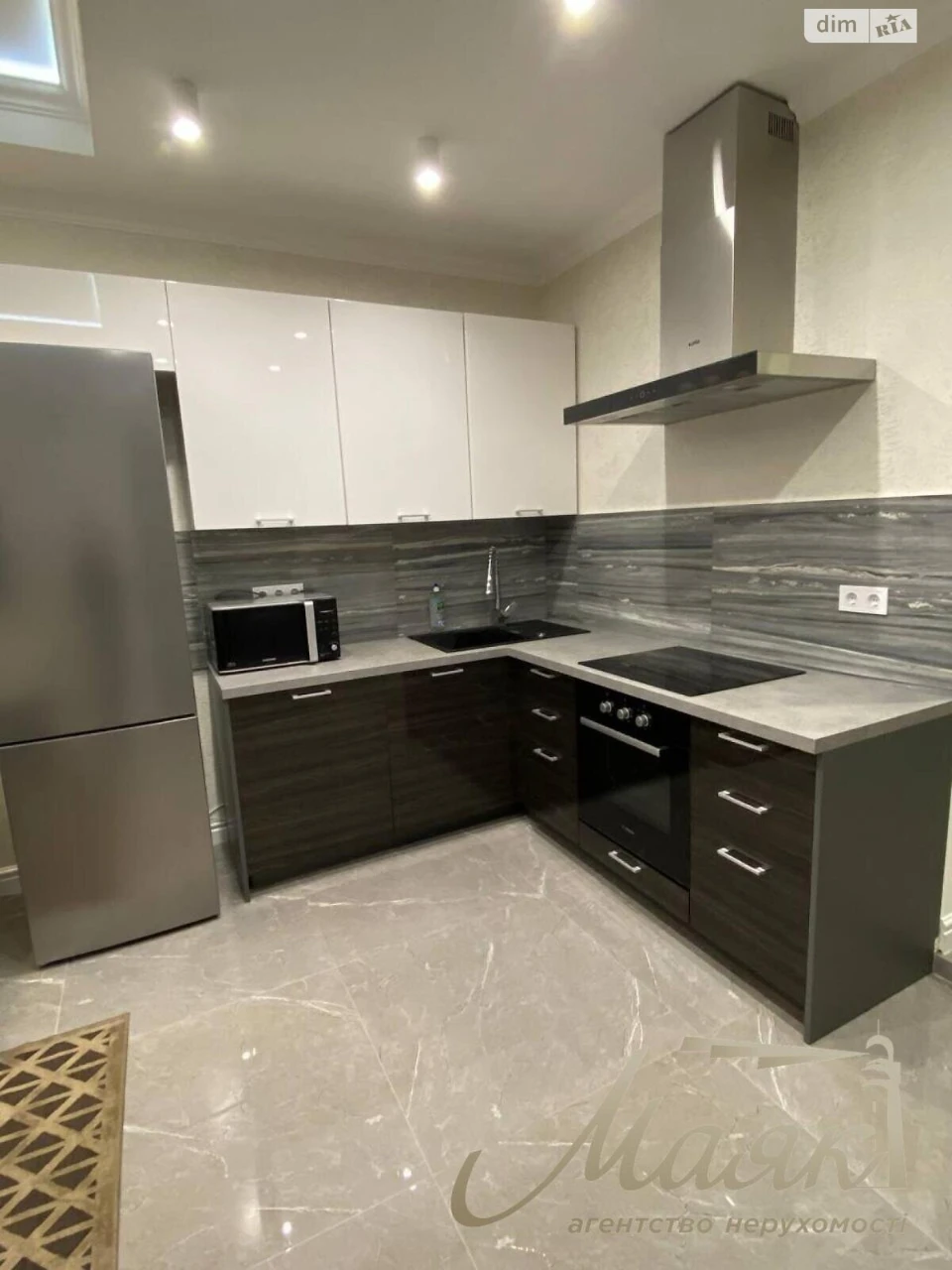 Sale of Apartment, Left Bank Area