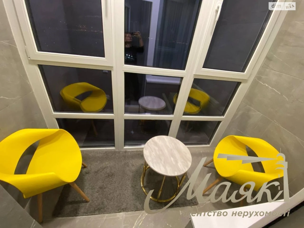 Sale of Apartment, Left Bank Area