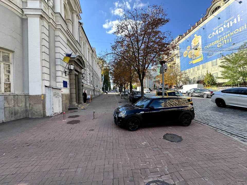 Квартира. Київ, вулиця Богдана Хмельницького
