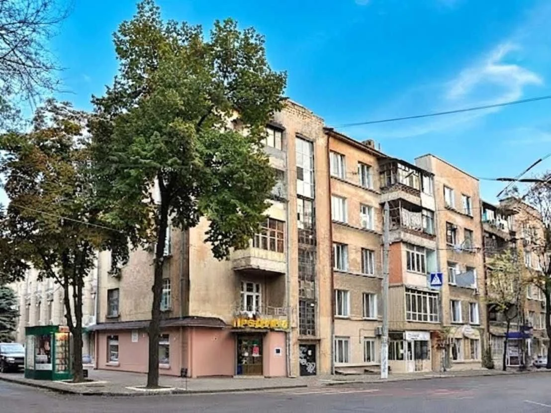 Пироговская: продам квартиру в «сталинке» возле Французского