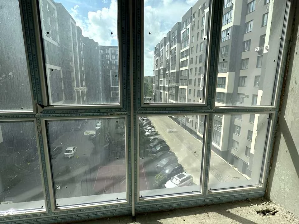 Квартира. Івано-Франківськ, Героїв Миколаєва вул.