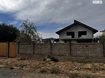 Продажа дома на участке 8 соток