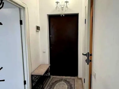 Квартира. Київ, Світла вулиця