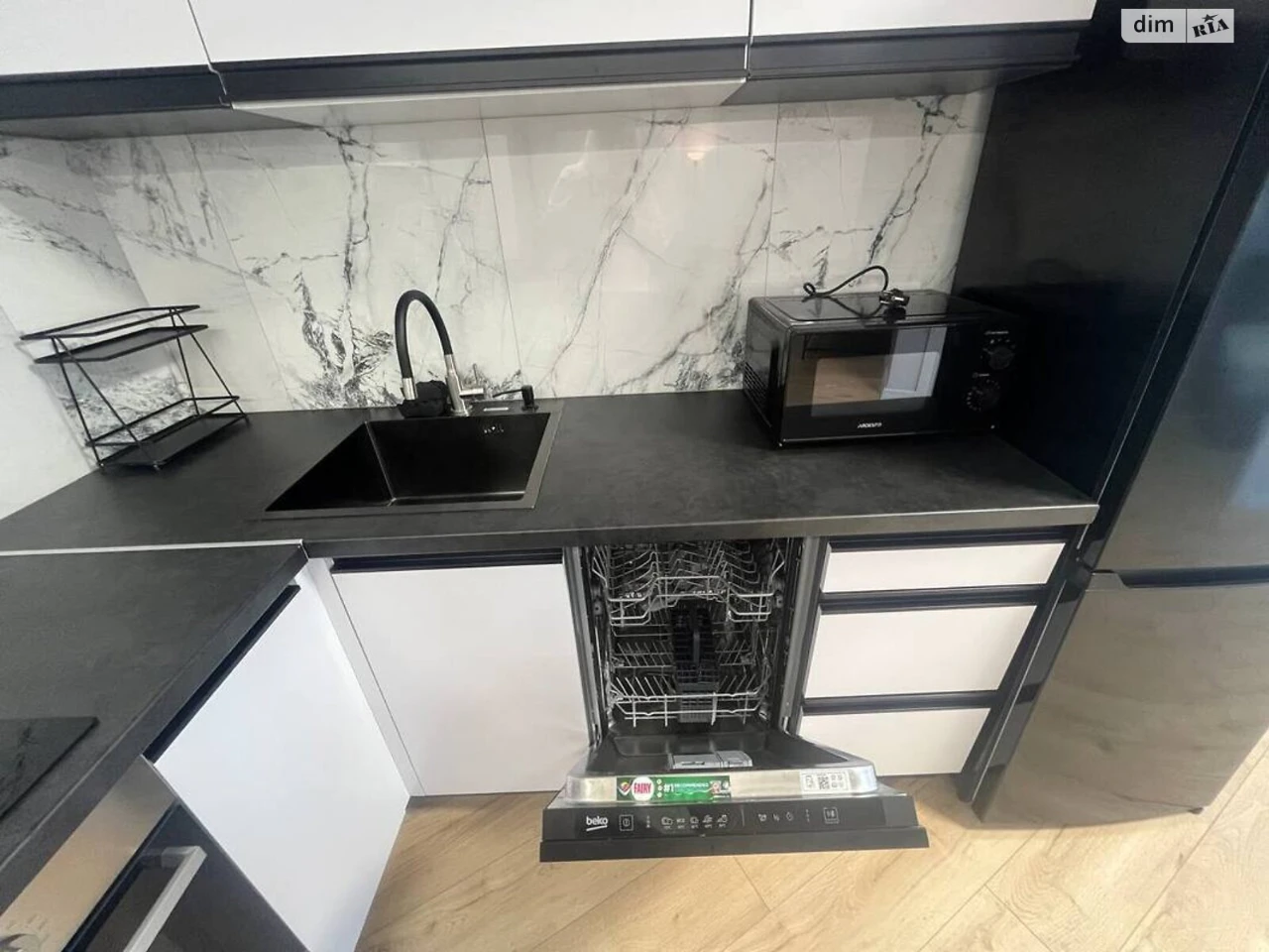 Long-Term Rental Apartment, Dnancysky District