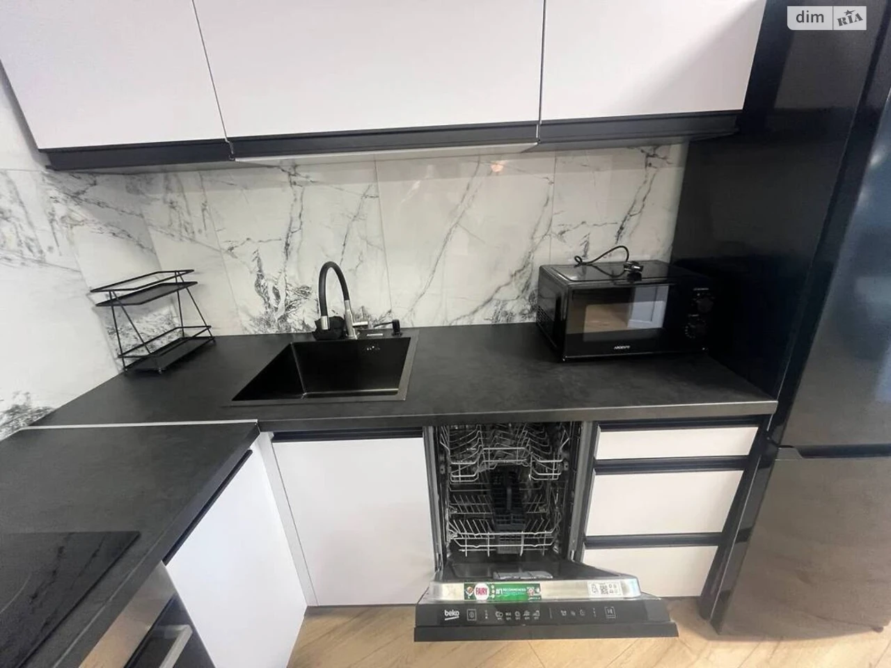 Long-Term Rental Apartment, Dnancysky District