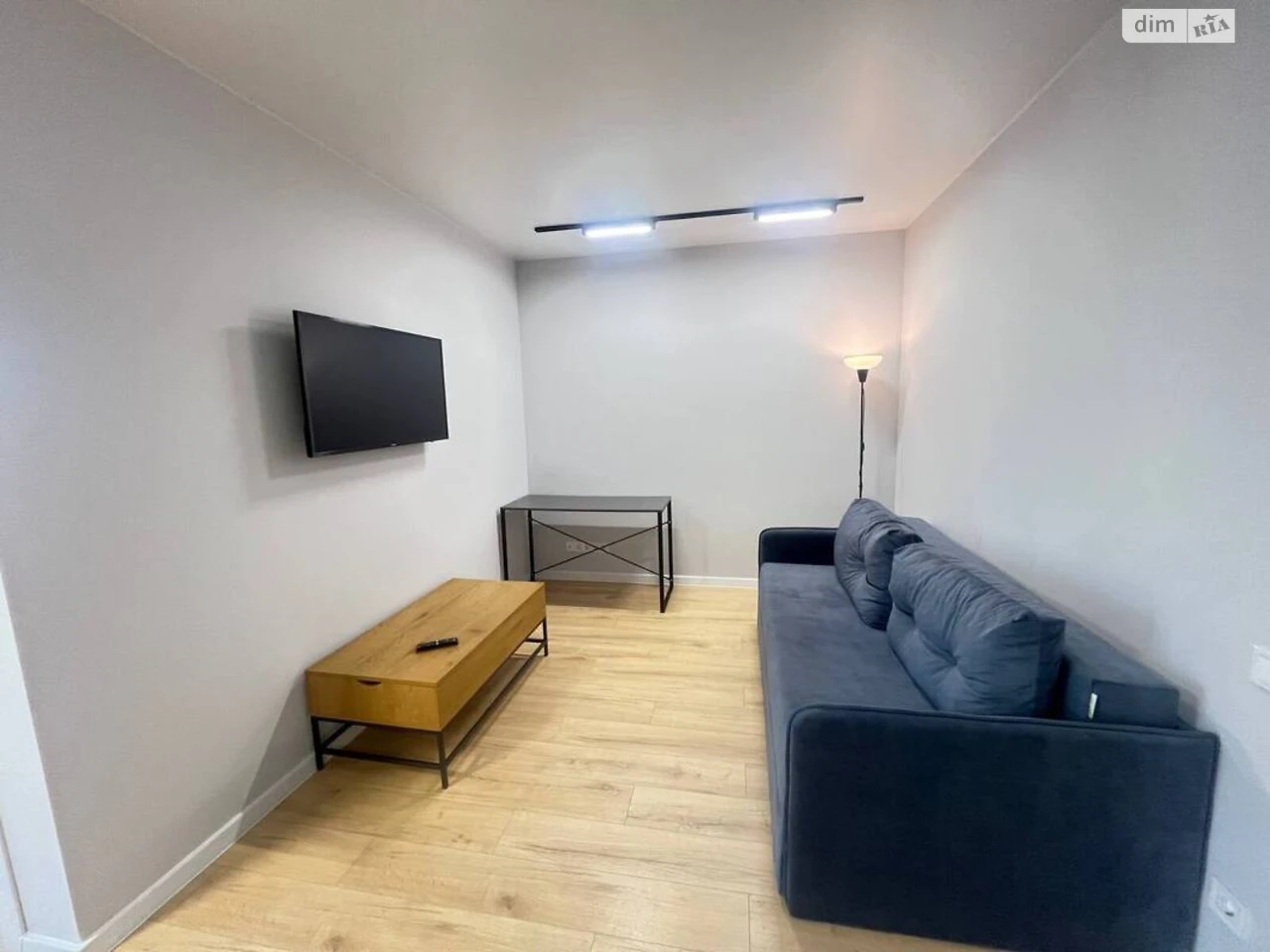Long-Term Rental Apartment, Dnancysky District
