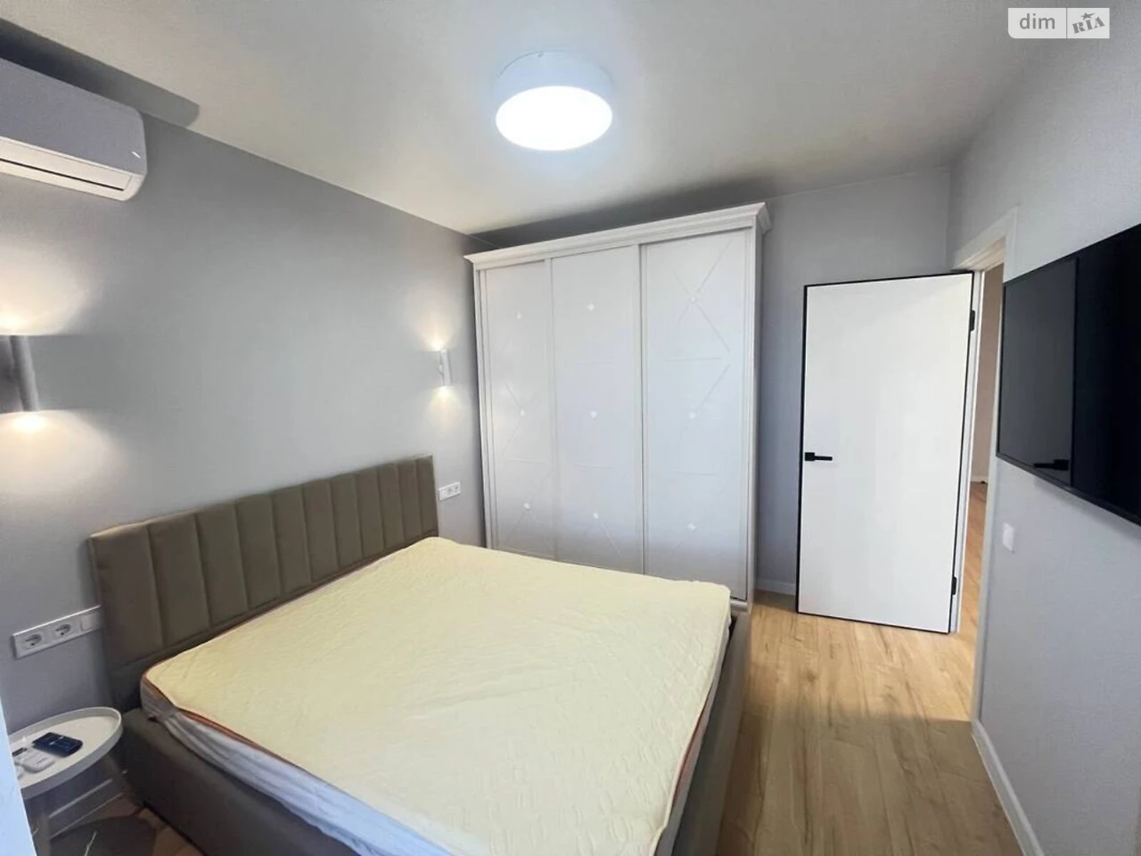 Long-Term Rental Apartment, Dnancysky District