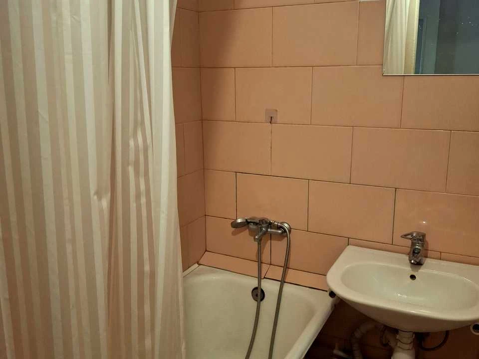 Квартира. Київ, Лейпцизька вулиця.