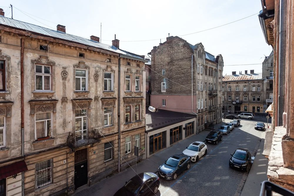 Apartment in the city center, loft style