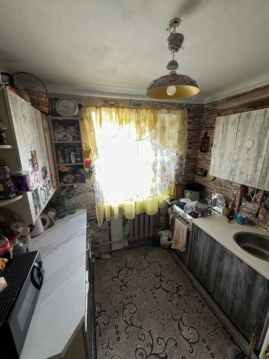 3к в центральній частині міста вул.Затишна