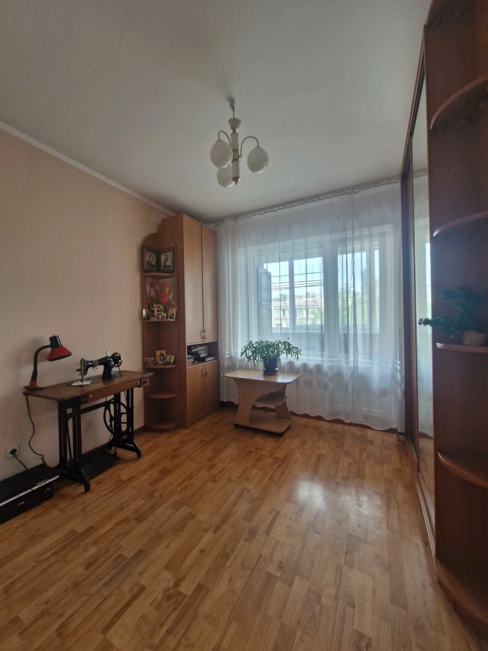 Вул. Ореста Васкула, буд.8, продаж , 4-х кімнатна