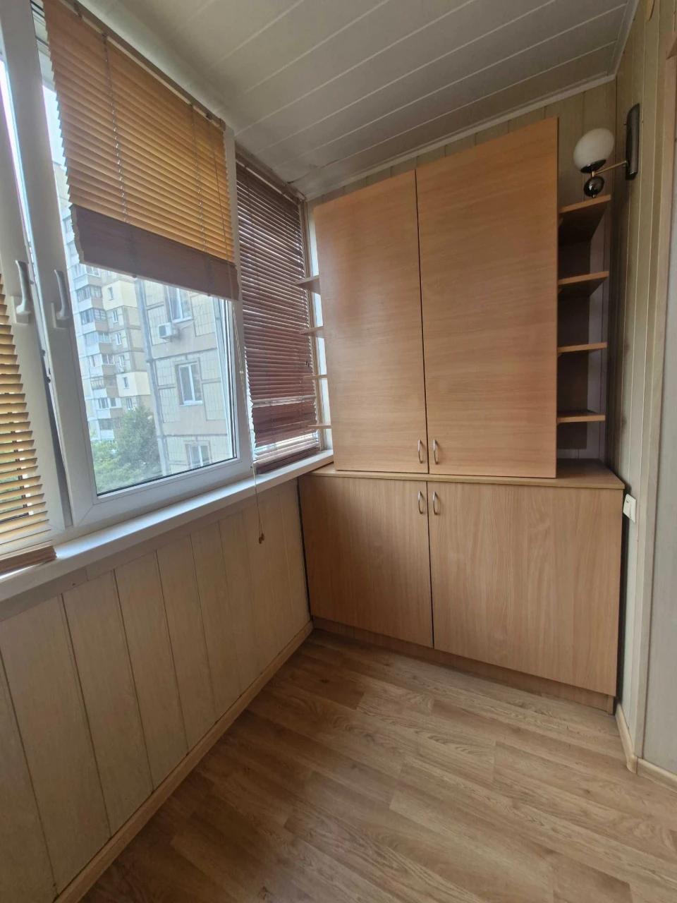 Вул. Ореста Васкула, буд.8, продаж , 4-х кімнатна