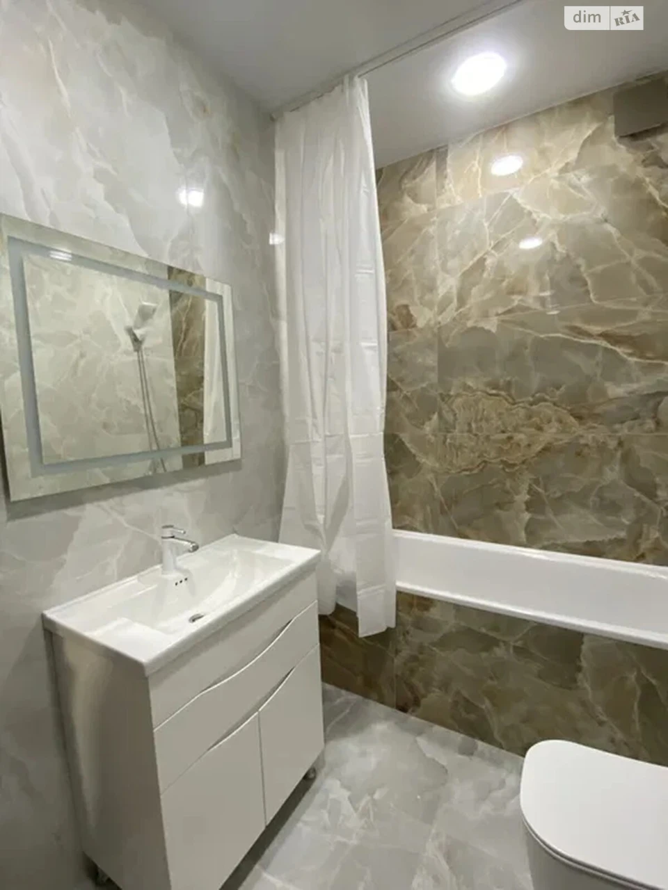 Long-Term Rental Apartment in Vyshnitsa