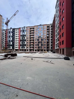 Продажа 2-комнатной квартиры в центре города