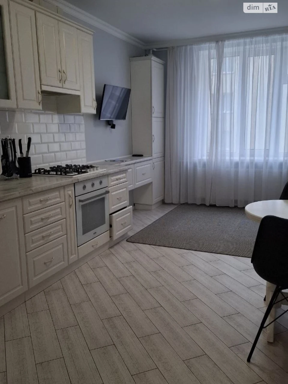 Довгострокова Оренда Квартири Озерна