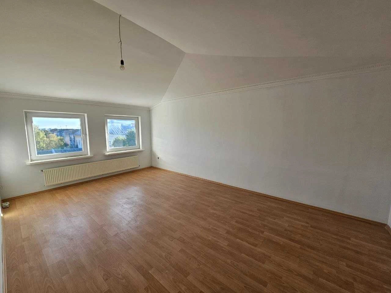 Sale of a 3-room apartment in the city center!
