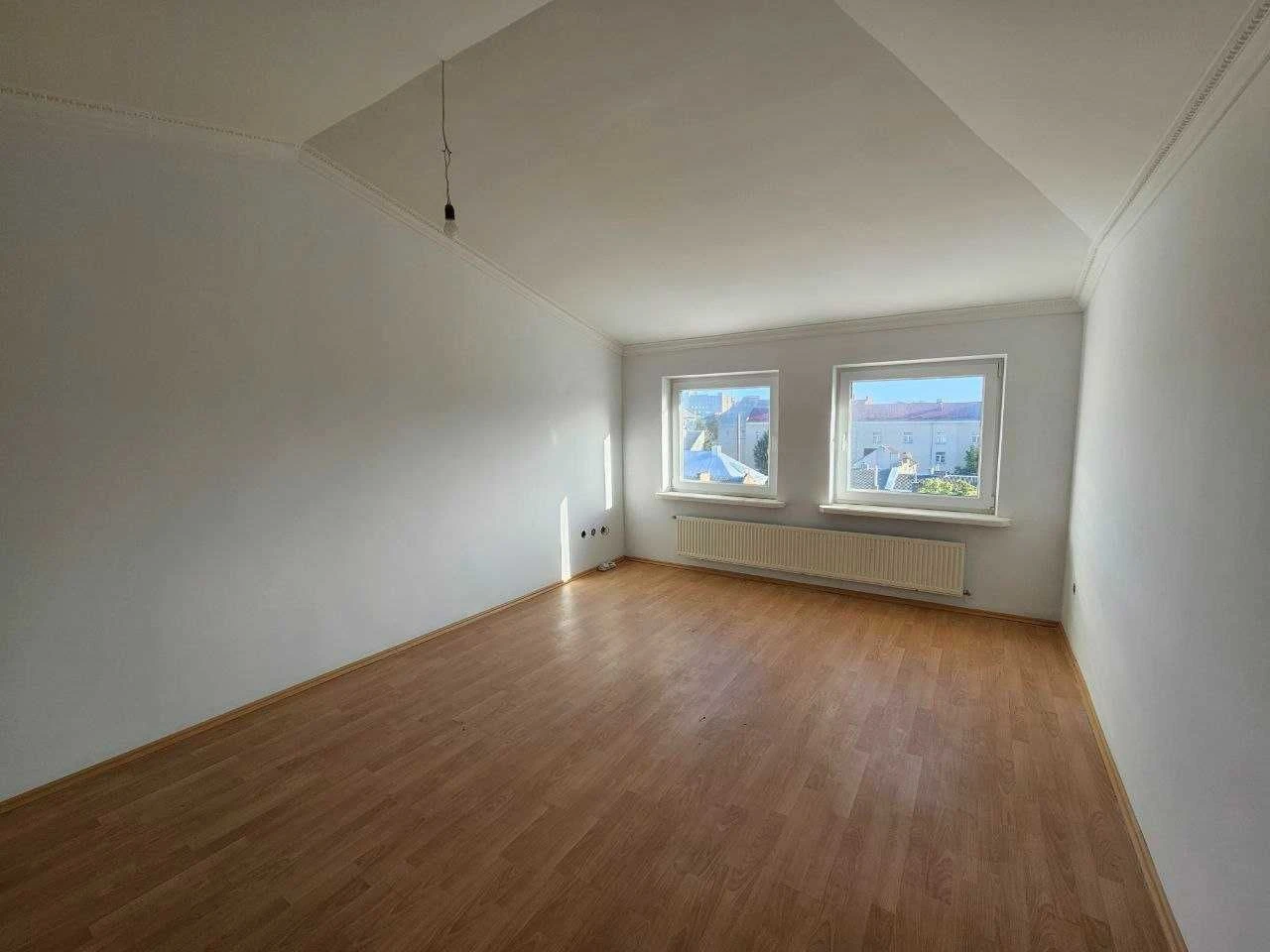 Sale of a 3-room apartment in the city center!
