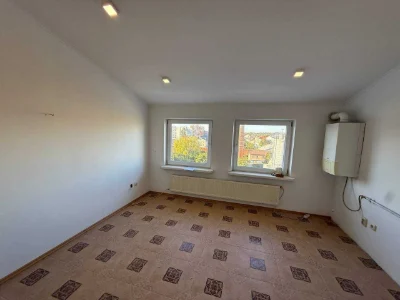 Sale of a 3-room apartment in the city center!